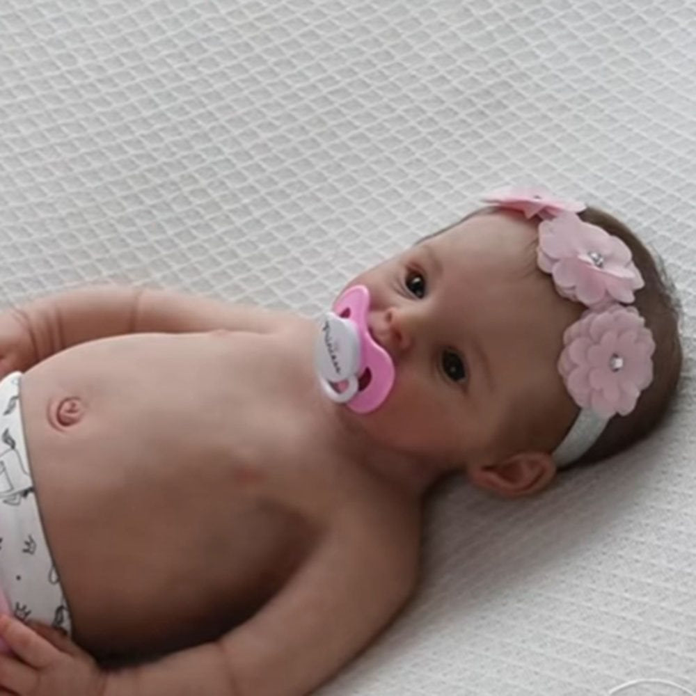 21'' Lifelike Realistic Reborn Baby Doll Girl